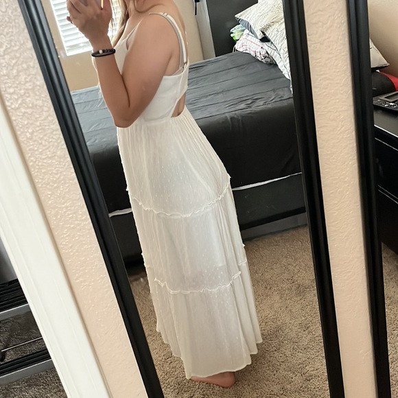 Hollister White Summer Dress (XS) - Picture 4 of 5